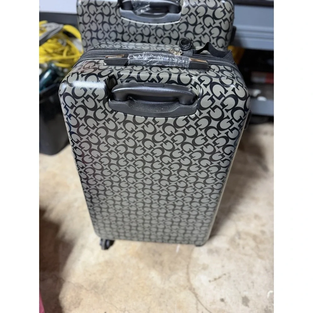 Guess Carry On Suitcase Logo Luggage 23x16x11
